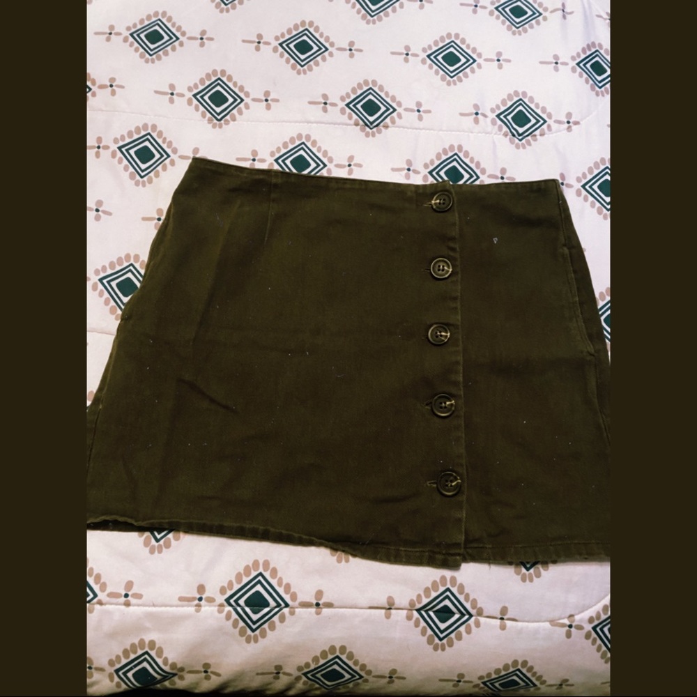 Button skirt💚💚